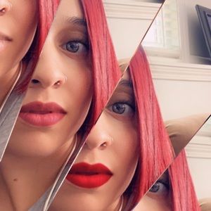 Meet your Posher, Jada